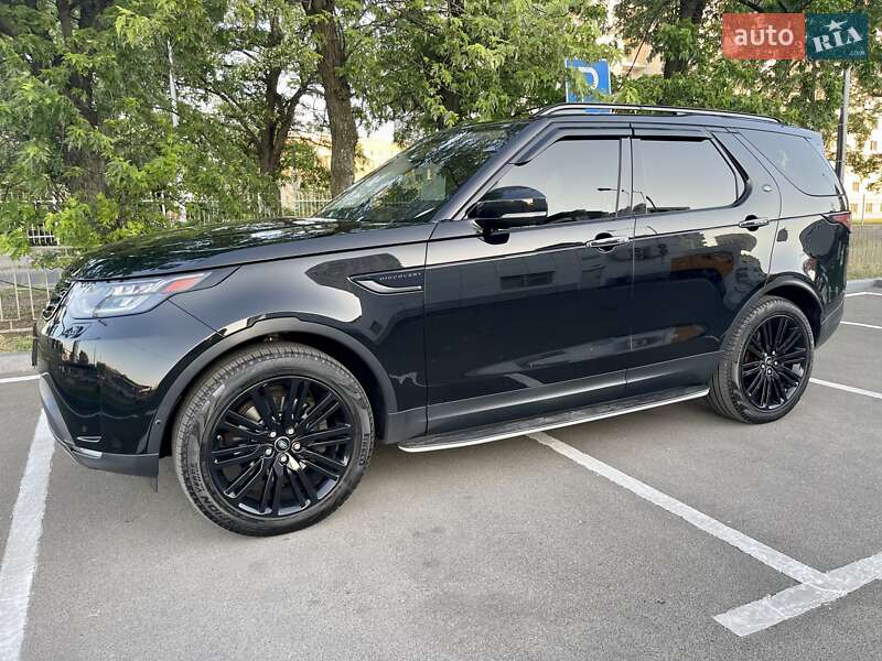 Внедорожник / Кроссовер Land Rover Discovery 2017 в Киеве