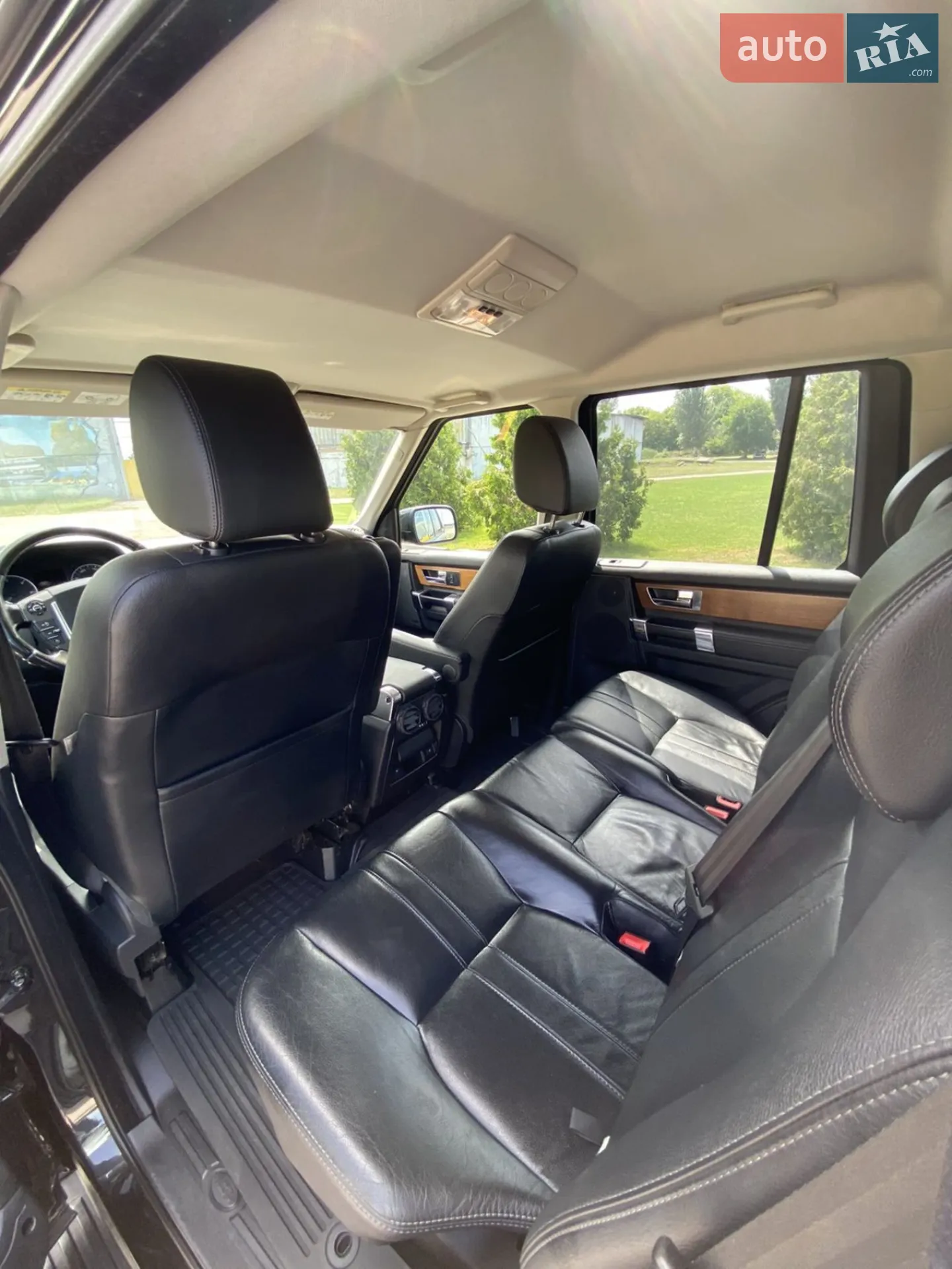 2012 Land Rover Discovery - мініатюра 32