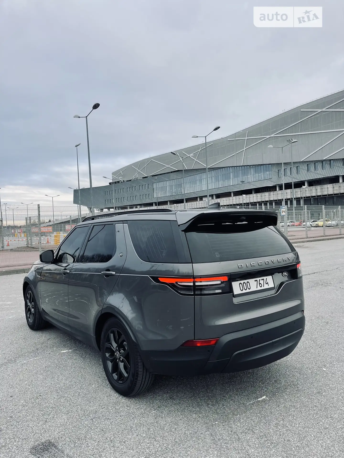 2017 Land Rover Discovery - мініатюра 34