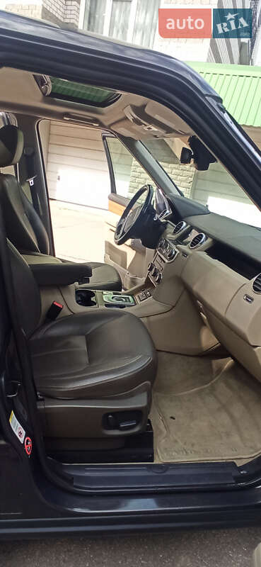Позашляховик / Кросовер Land Rover Discovery 2014 в Запоріжжі