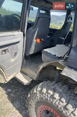 Позашляховик / Кросовер Land Rover Discovery 1998 в 