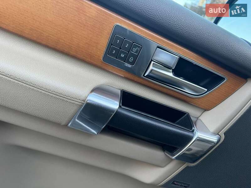 Позашляховик / Кросовер Land Rover Discovery 2010 в Львові