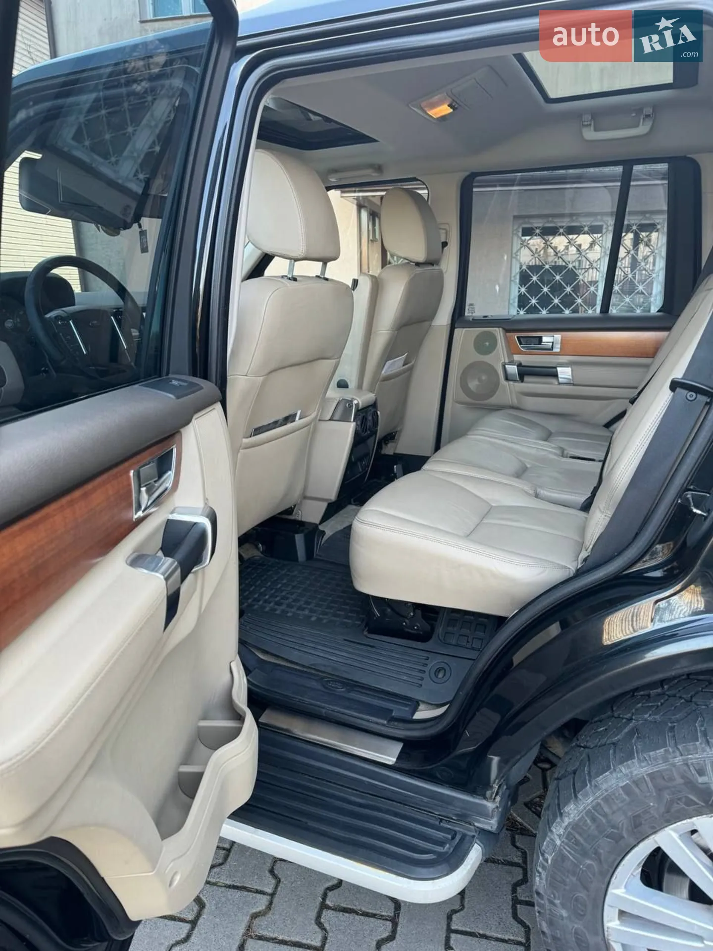 2010 Land Rover Discovery - мініатюра 20