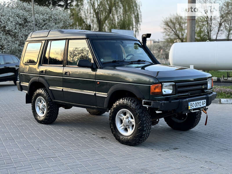 Внедорожник / Кроссовер Land Rover Discovery 1998 в Тернополе