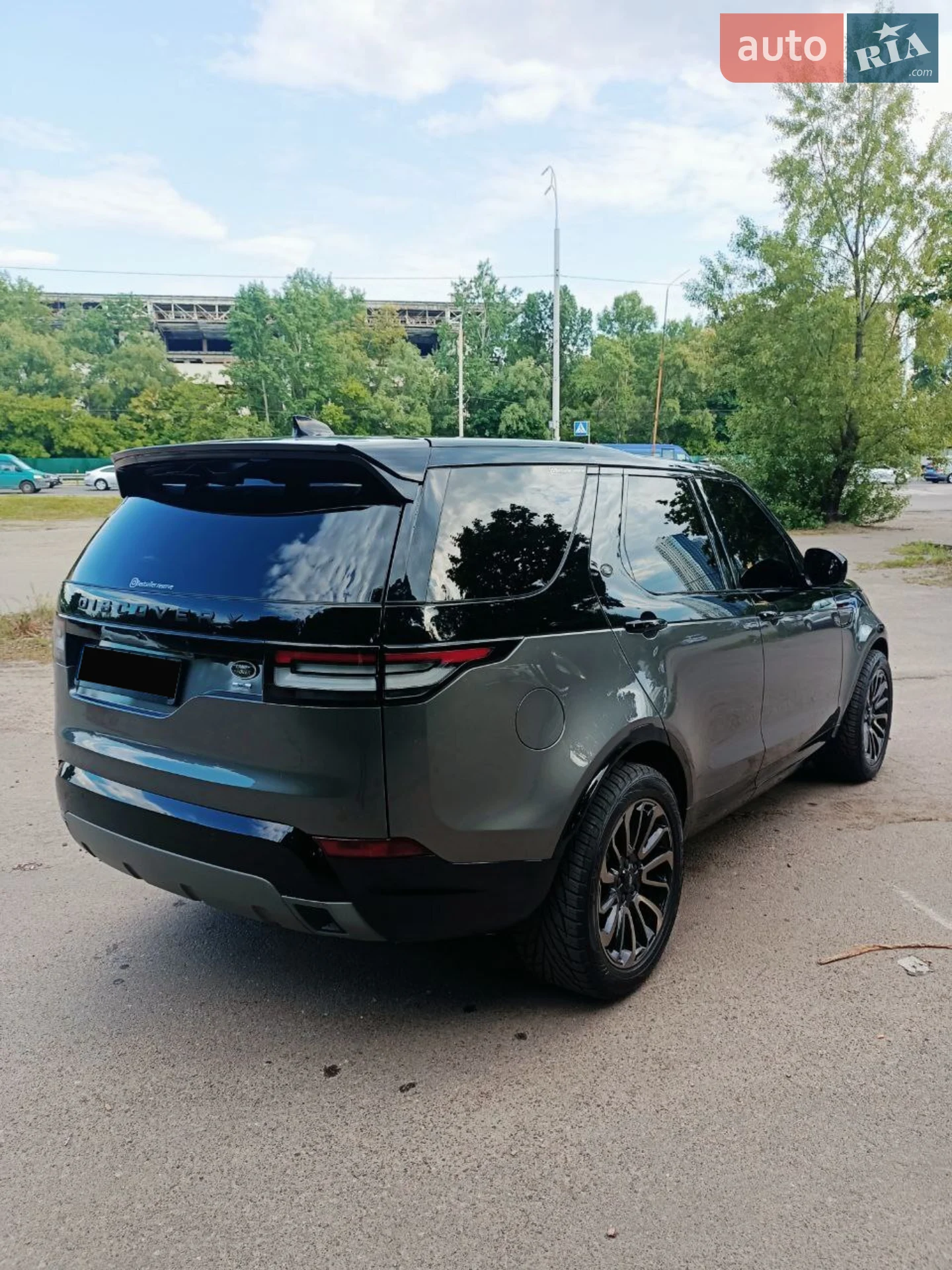 2017 Land Rover Discovery - мініатюра 12