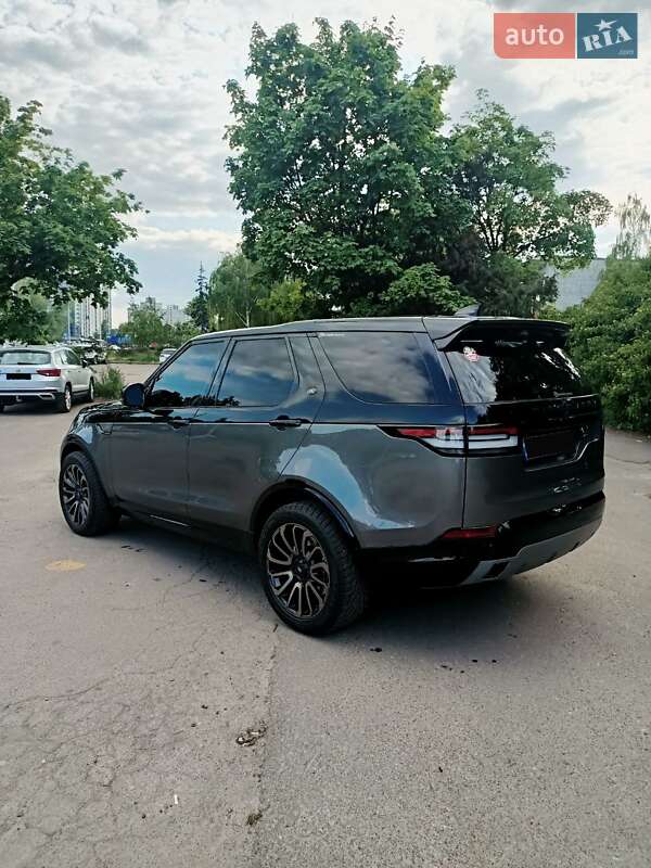 Внедорожник / Кроссовер Land Rover Discovery 2017 в Киеве
