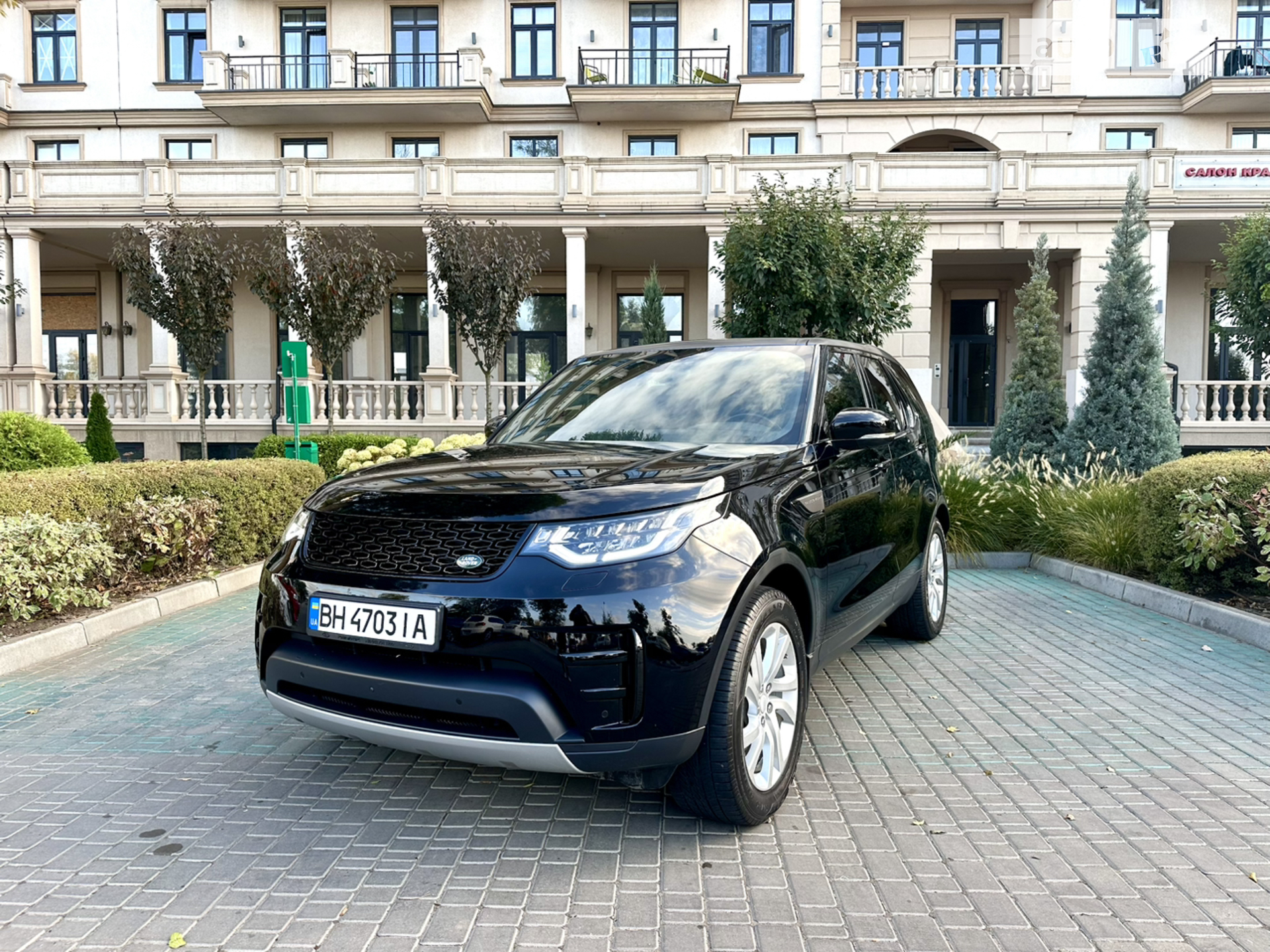 2018 Land Rover Discovery - мініатюра 2