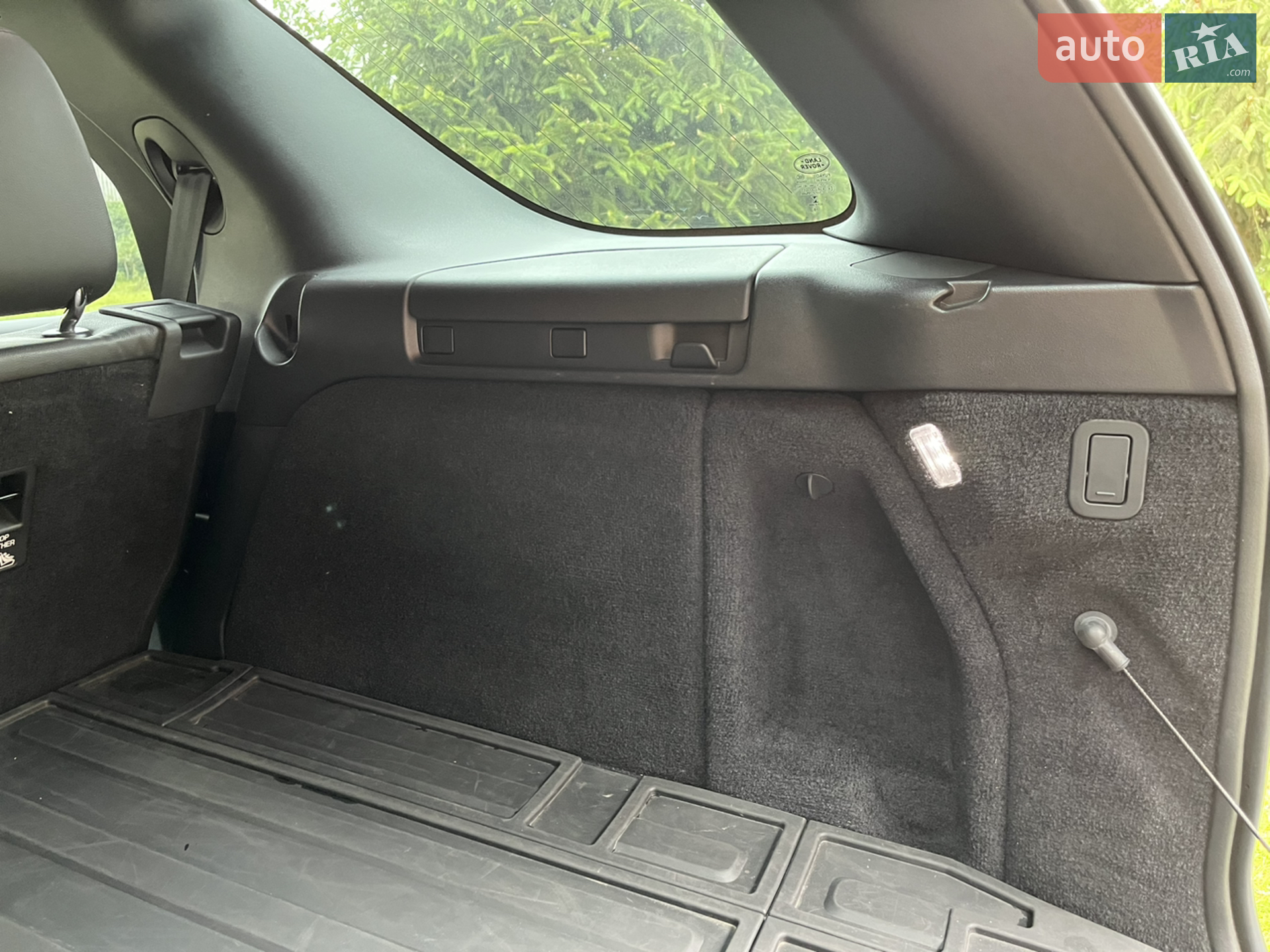 2019 Land Rover Discovery - мініатюра 51