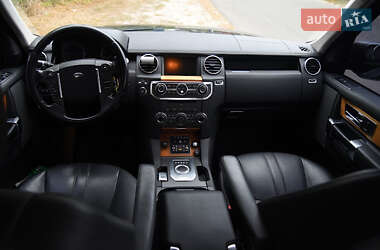 Внедорожник / Кроссовер Land Rover Discovery 2012 в 