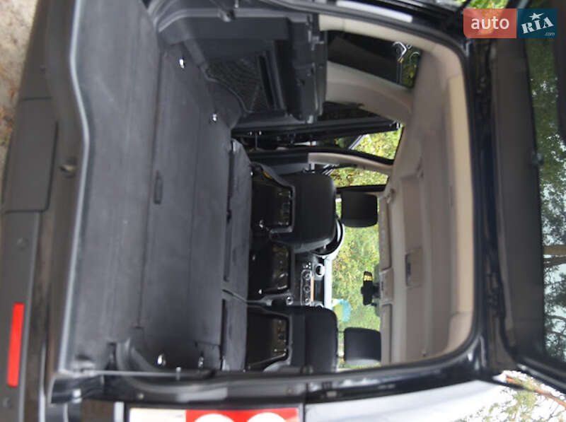 Позашляховик / Кросовер Land Rover Discovery 2012 в Ірпені