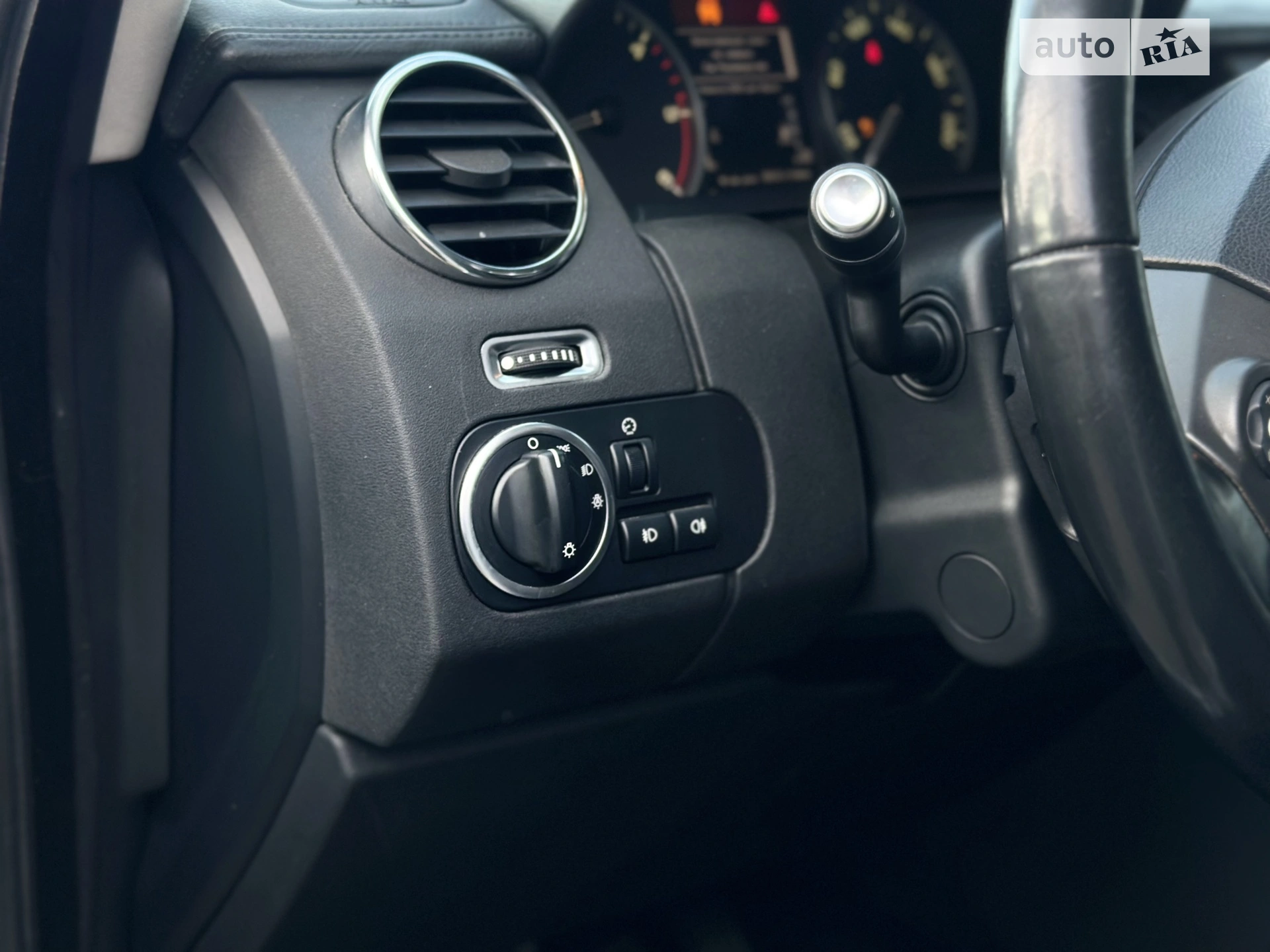 2016 Land Rover Discovery - мініатюра 12