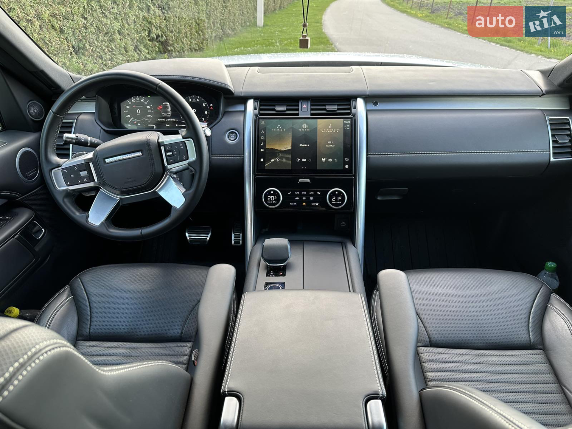 2021 Land Rover Discovery - мініатюра 10