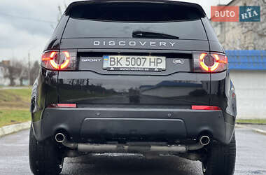 Позашляховик / Кросовер Land Rover Discovery 2016 в Радивиліві