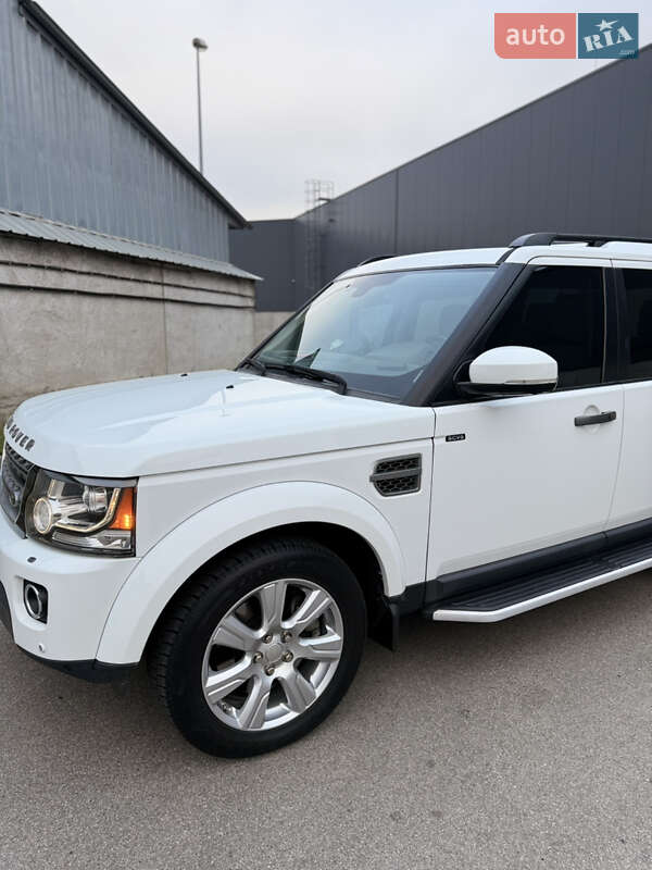 Внедорожник / Кроссовер Land Rover Discovery 2014 в Киеве