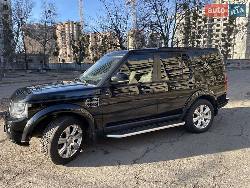 Позашляховик / Кросовер Land Rover Discovery 2015 в Києві
