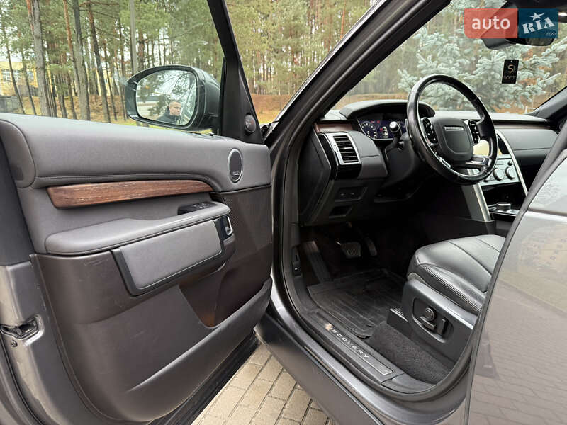Внедорожник / Кроссовер Land Rover Discovery 2018 в Львове