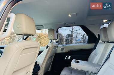 Позашляховик / Кросовер Land Rover Discovery 2018 в 