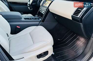 Позашляховик / Кросовер Land Rover Discovery 2018 в 