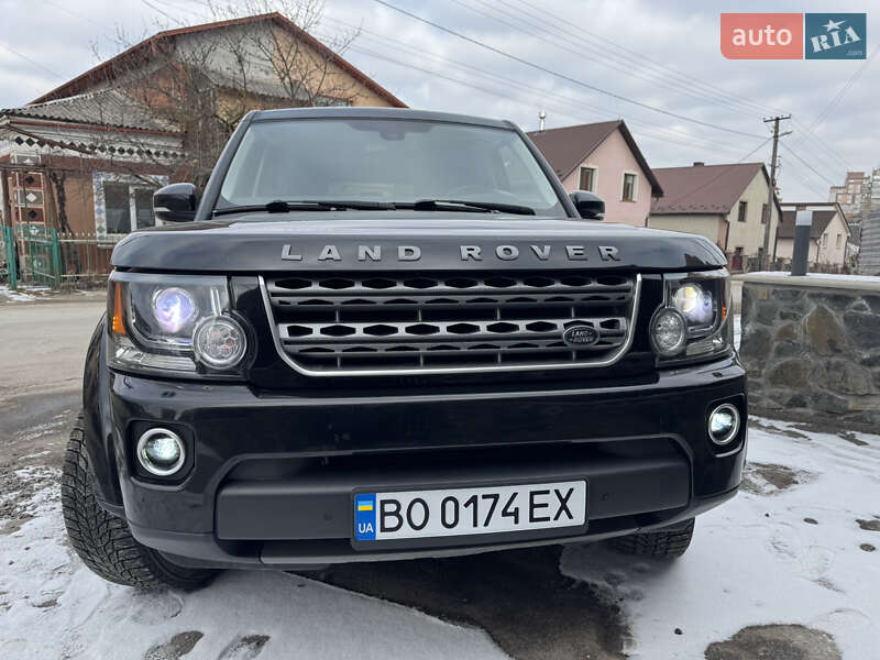 Позашляховик / Кросовер Land Rover Discovery 2015 в 