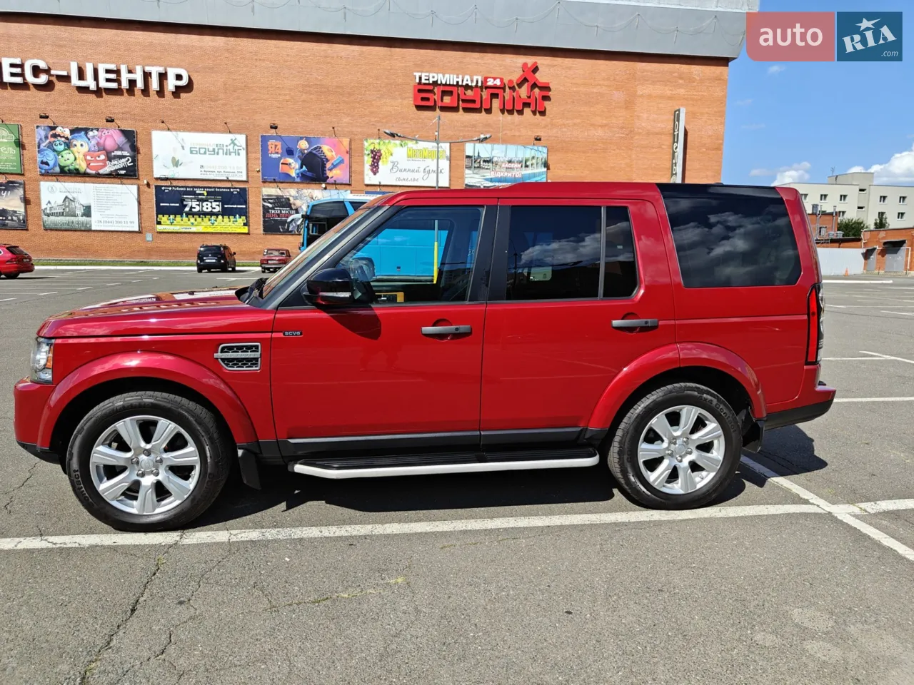 2015 Land Rover Discovery - мініатюра 13