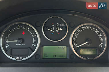 Внедорожник / Кроссовер Land Rover Discovery 2005 в 