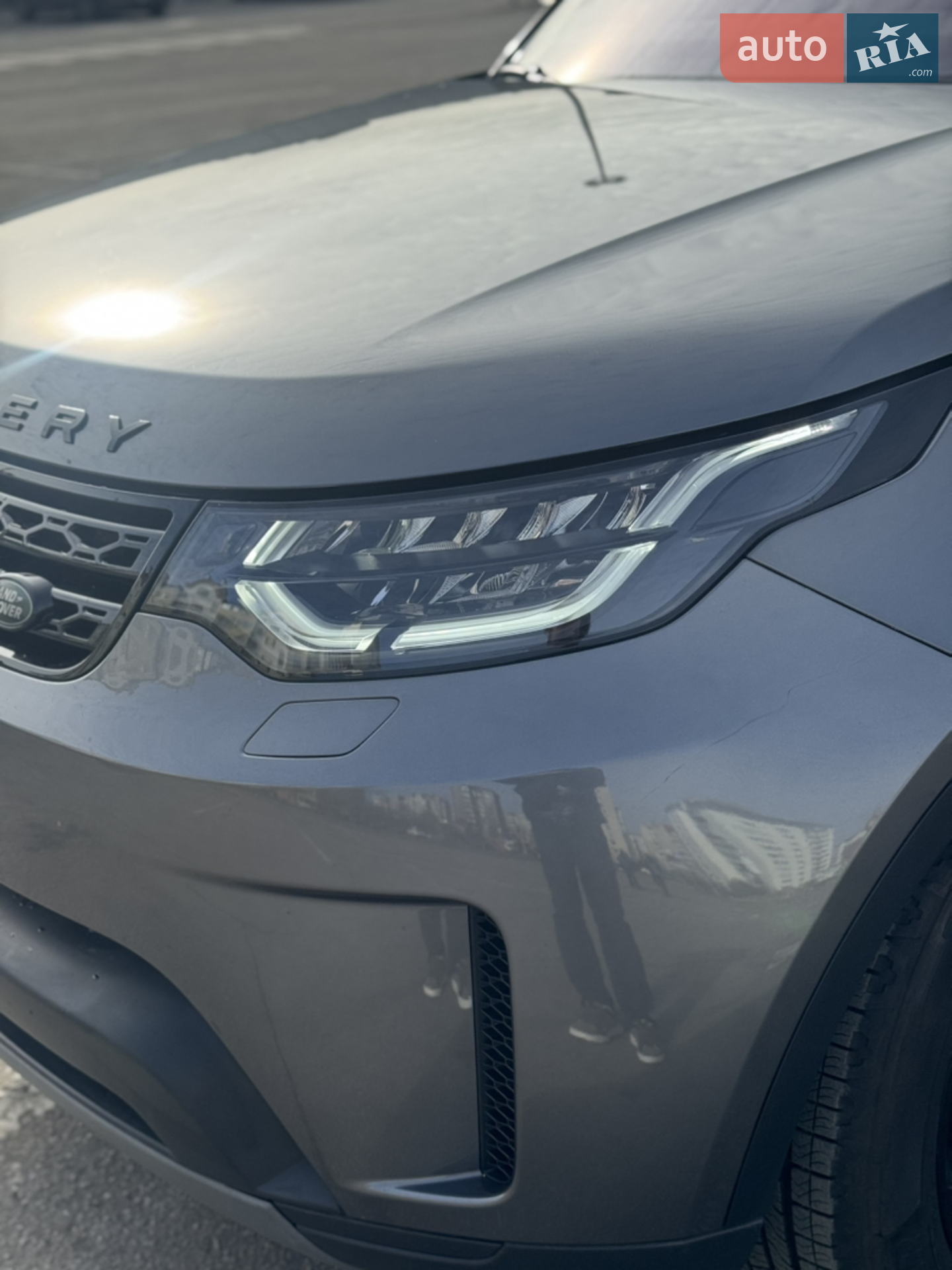 2018 Land Rover Discovery - мініатюра 17