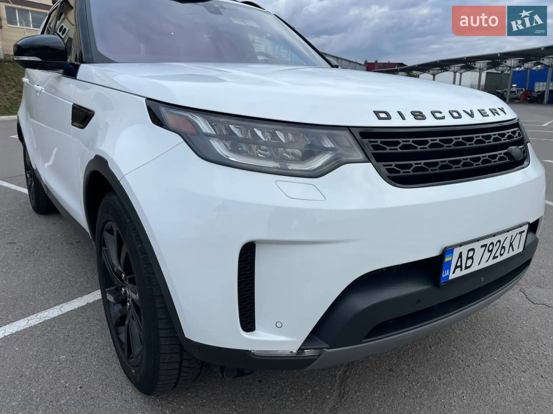2017 Land Rover Discovery - мініатюра 2