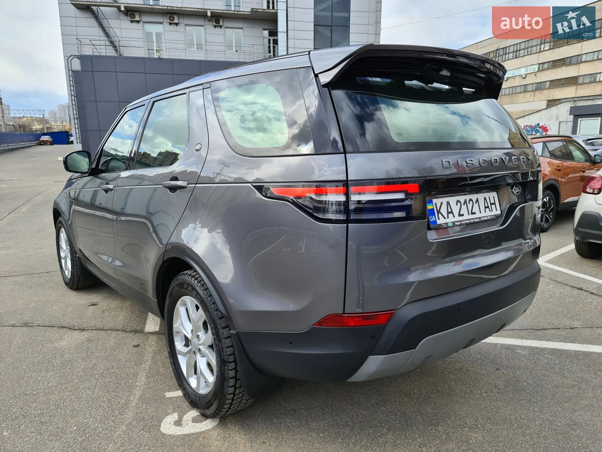 2019 Land Rover Discovery - мініатюра 15