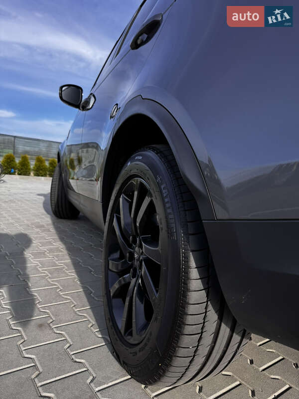 Внедорожник / Кроссовер Land Rover Discovery 2018 в Виннице