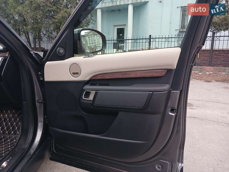 Позашляховик / Кросовер Land Rover Discovery 2019 в Києві
