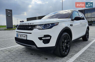 Позашляховик / Кросовер Land Rover Discovery 2016 в 