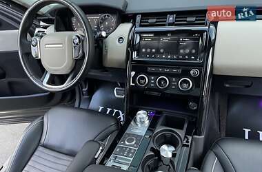 Внедорожник / Кроссовер Land Rover Discovery 2018 в 