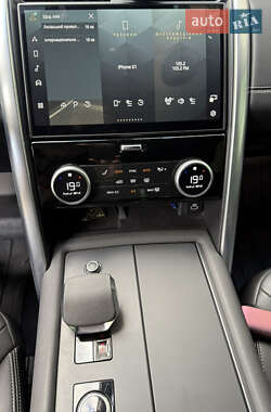 Внедорожник / Кроссовер Land Rover Discovery 2023 в 