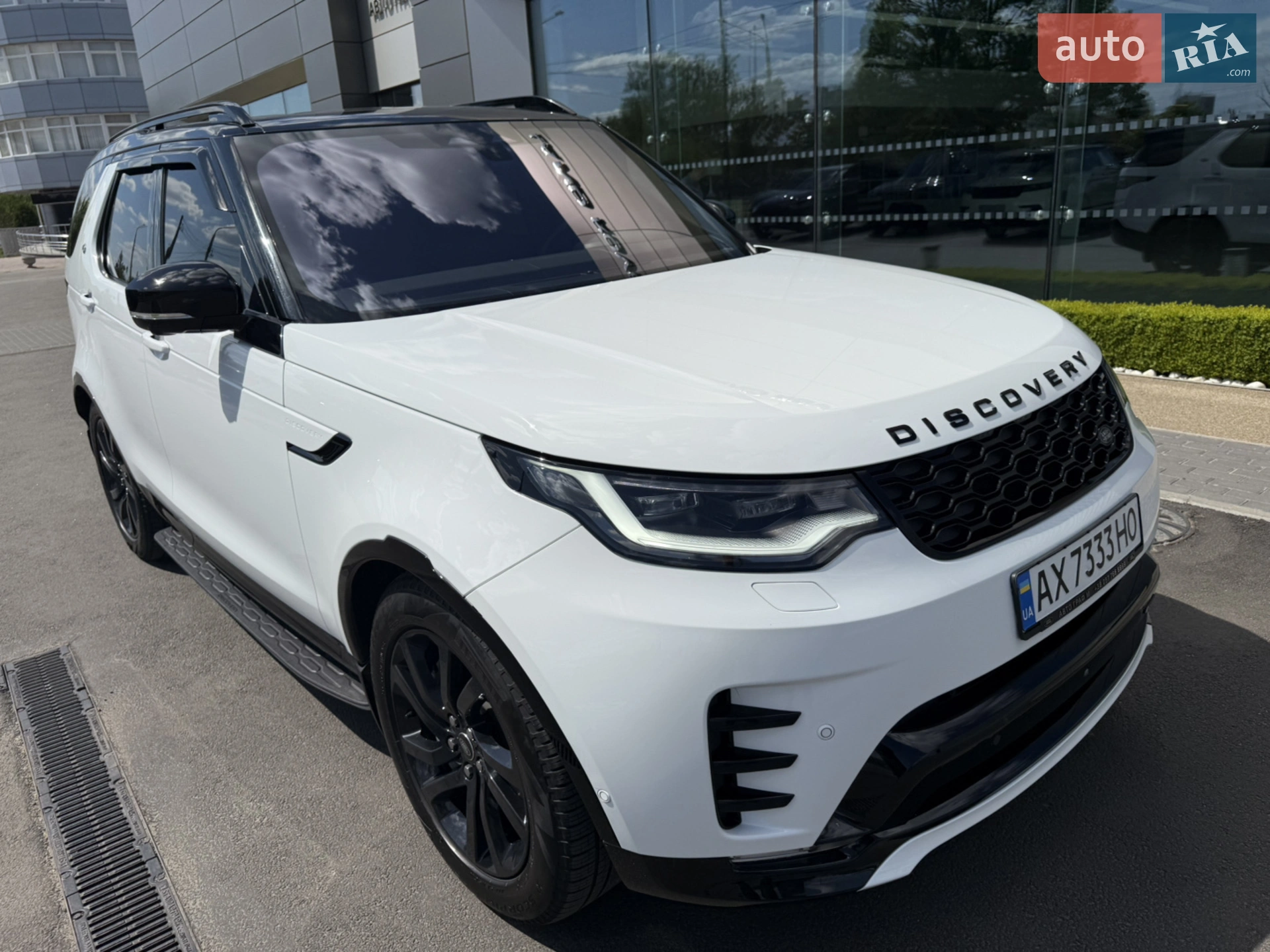2023 Land Rover Discovery - мініатюра 23