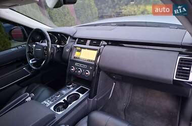Внедорожник / Кроссовер Land Rover Discovery 2019 в 