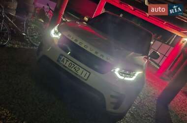 Внедорожник / Кроссовер Land Rover Discovery 2019 в 