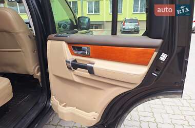 Позашляховик / Кросовер Land Rover Discovery 2011 в 