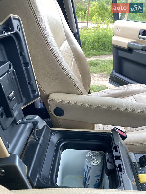 Позашляховик / Кросовер Land Rover Discovery 2006 в Чернівцях