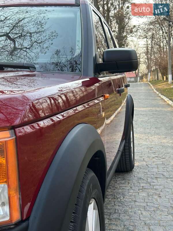 Внедорожник / Кроссовер Land Rover Discovery 2006 в Черновцах