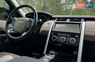 Позашляховик / Кросовер Land Rover Discovery 2017 в 