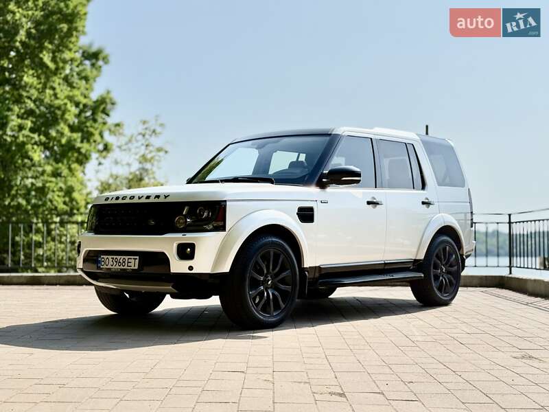 Позашляховик / Кросовер Land Rover Discovery 2015 в 