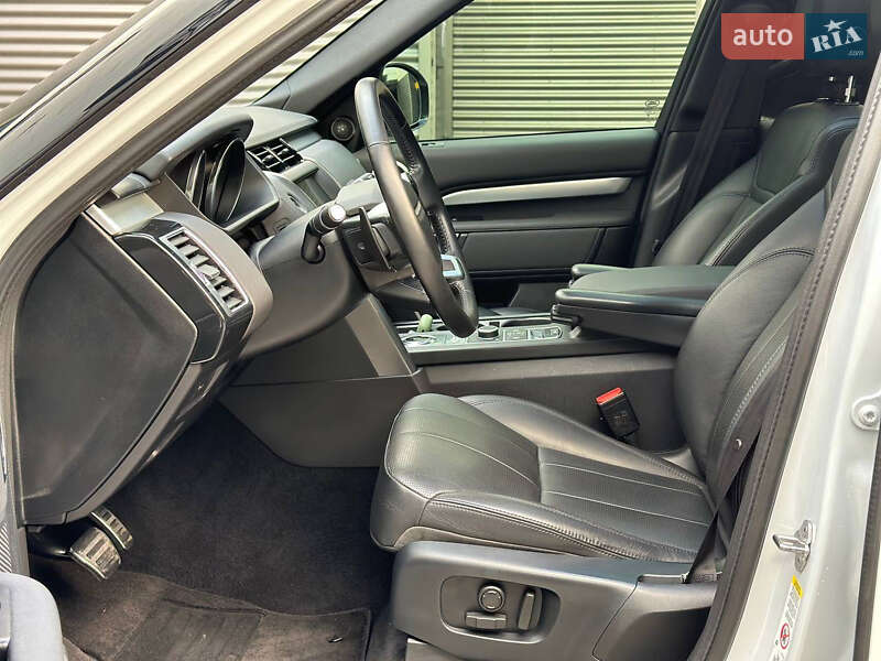 Внедорожник / Кроссовер Land Rover Discovery 2019 в Киеве