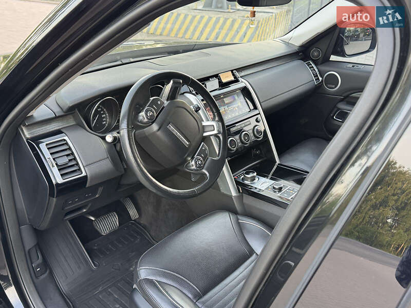 Внедорожник / Кроссовер Land Rover Discovery 2017 в Ковеле