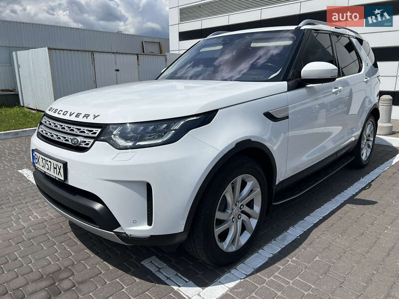 Позашляховик / Кросовер Land Rover Discovery 2017 в Києві