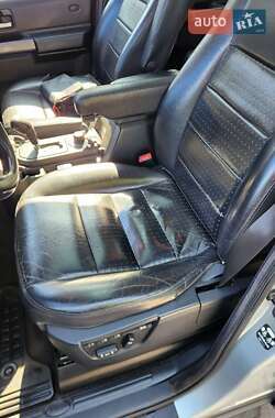 Внедорожник / Кроссовер Land Rover Discovery 2006 в 
