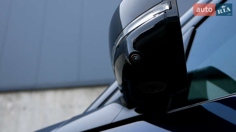 Внедорожник / Кроссовер Land Rover Discovery 2023 в Киеве