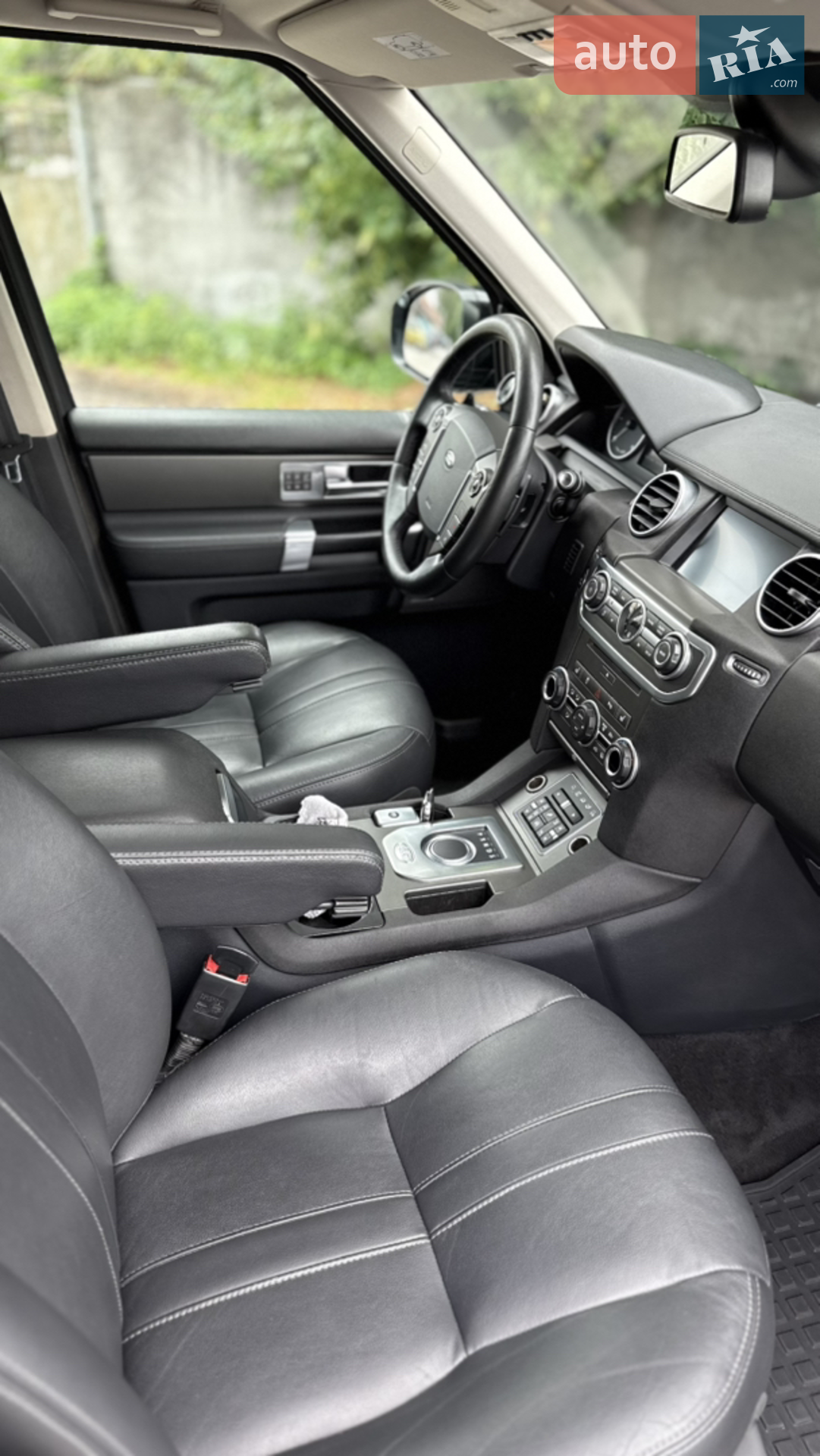 2016 Land Rover Discovery - мініатюра 20