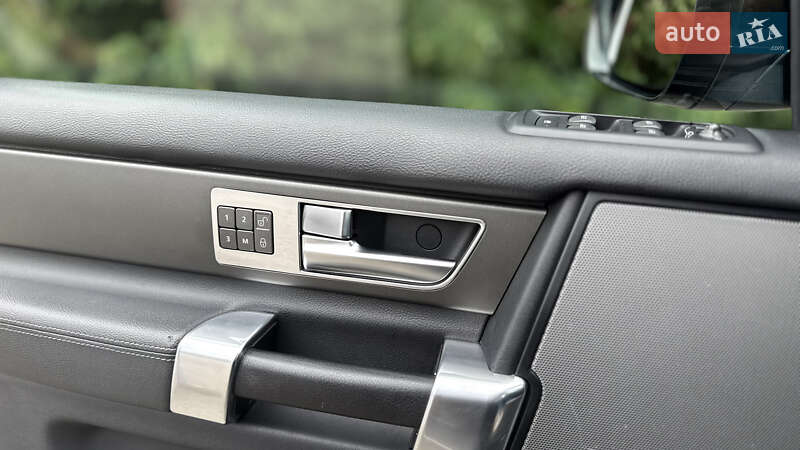 Позашляховик / Кросовер Land Rover Discovery 2016 в Березані фото 35 Позашляховик / Кросовер Land Rover Discovery 2016 в Березані