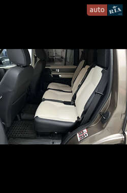 Внедорожник / Кроссовер Land Rover Discovery 2010 в 