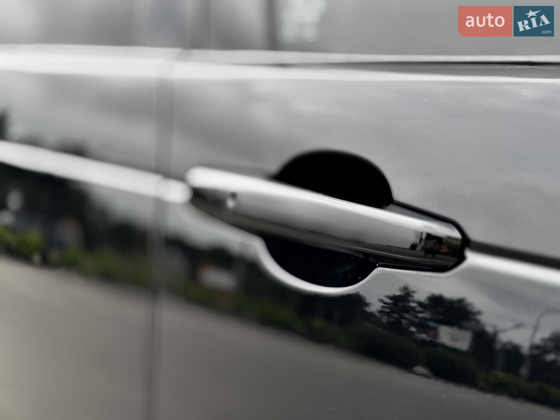 2019 Land Rover Discovery - мініатюра 33